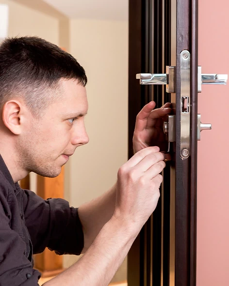 : Professional Locksmith For Commercial And Residential Locksmith Services in Norwalk, CA