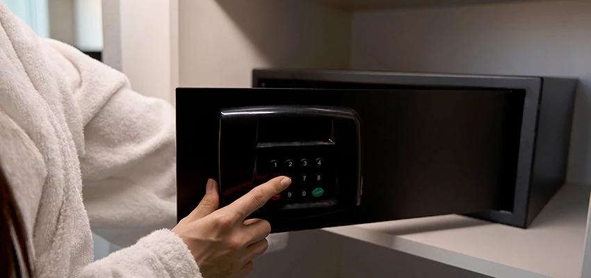 Safe Unlocking Service Company in Norwalk, California